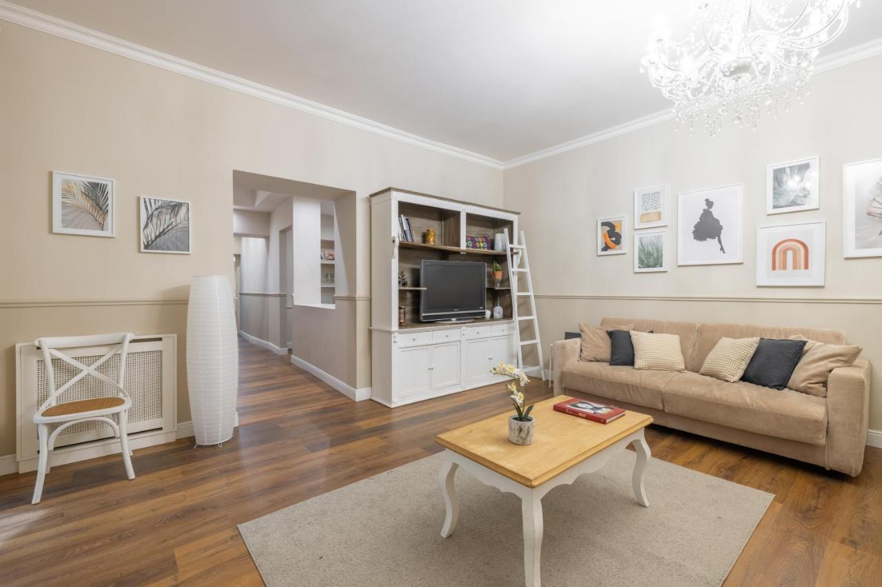 Charming Apartment With Patio A Few Steps From Colosseum Zewnętrze zdjęcie